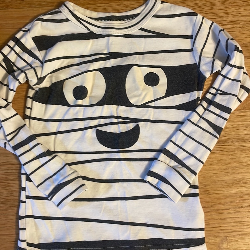 Toddler Kids Halloween Pajama and book bedtime Bundle, 4 pcs, size 3T - Picture 2 of 11